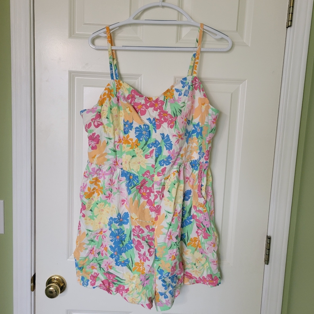 NWT Floral Multicolor Romper